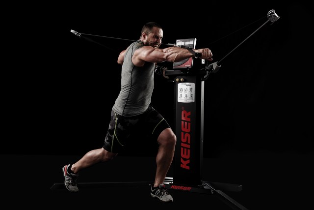 102784_07_Functional_Trainer_0102_BLK